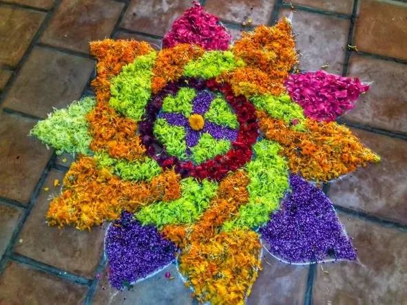 Kolam workshop at Sita Cultural Center, Pondicherry (photo 3)