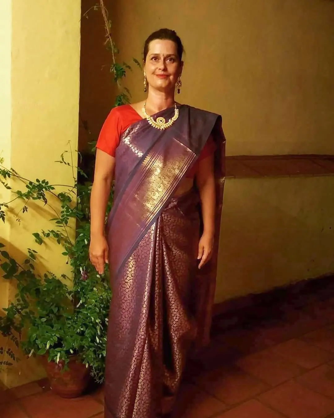 Saree wearing workshop at Sita Cultural Center, Pondicherry (photo 3)