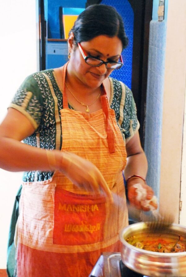 Manisha notre professeur de cuisine au centre culturel Sita à Pondichéry